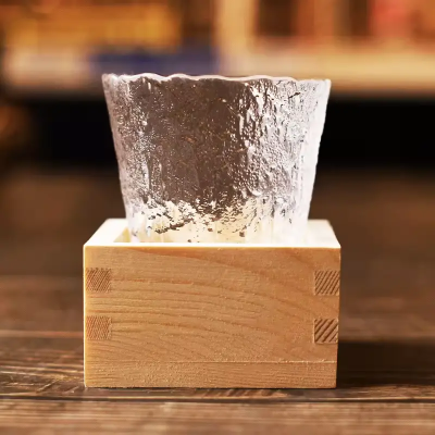Verre à saké japonais en bois Verre à saké japonais en bois